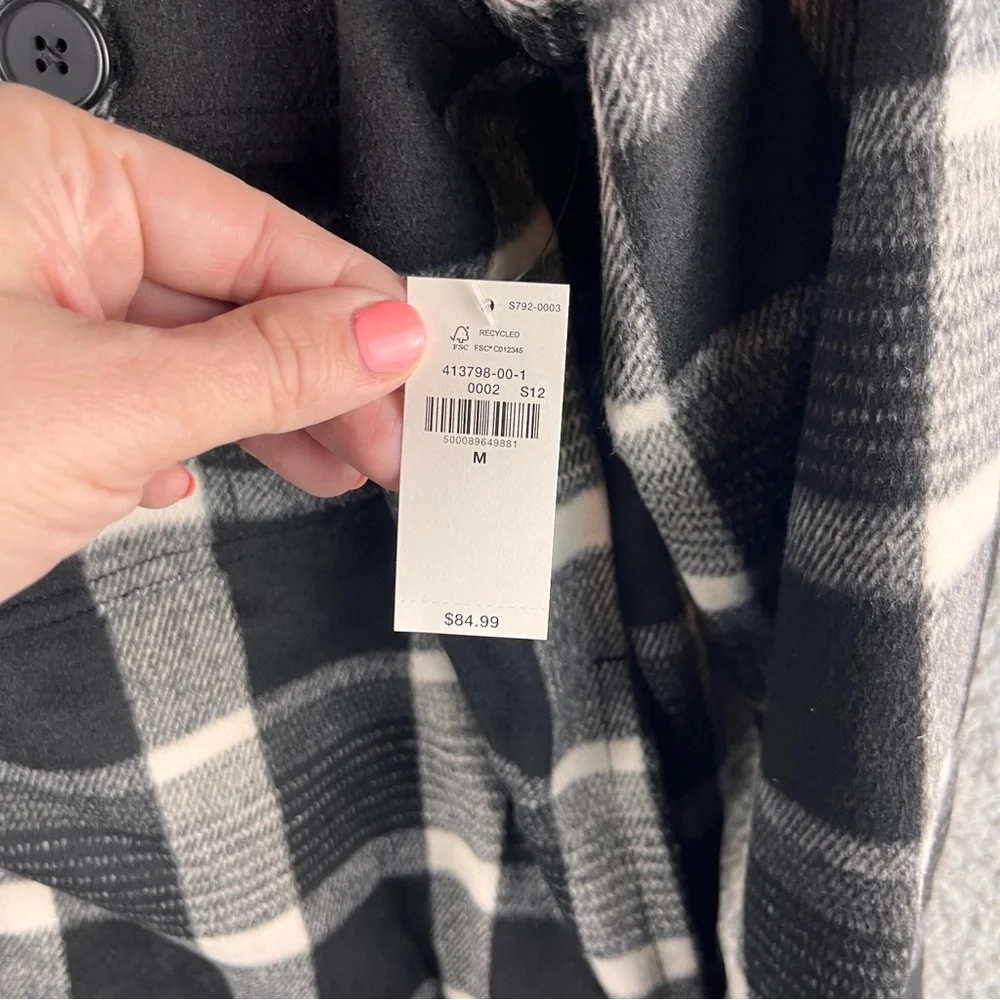 Old Navy Women’s Black & White Plaid Button-Down Shirt Jacket Size M NWT